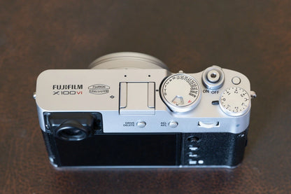 Fujifilm X100VI 40.2MP Digital Camera Silver + Accessories