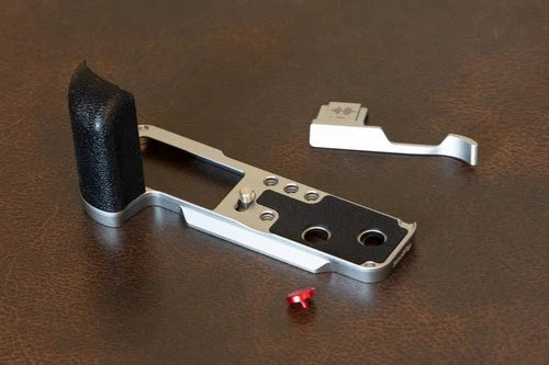 Fujifilm X100VI 40.2MP Digital Camera Silver + Accessories